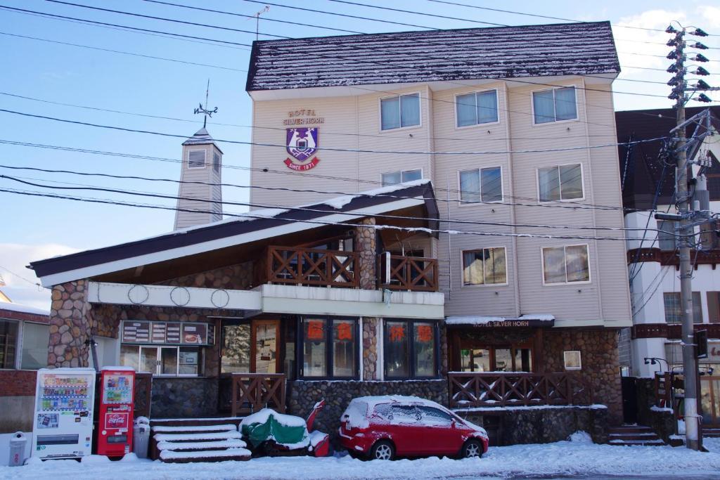 Hotel Silverhorn Миоко Екстериор снимка