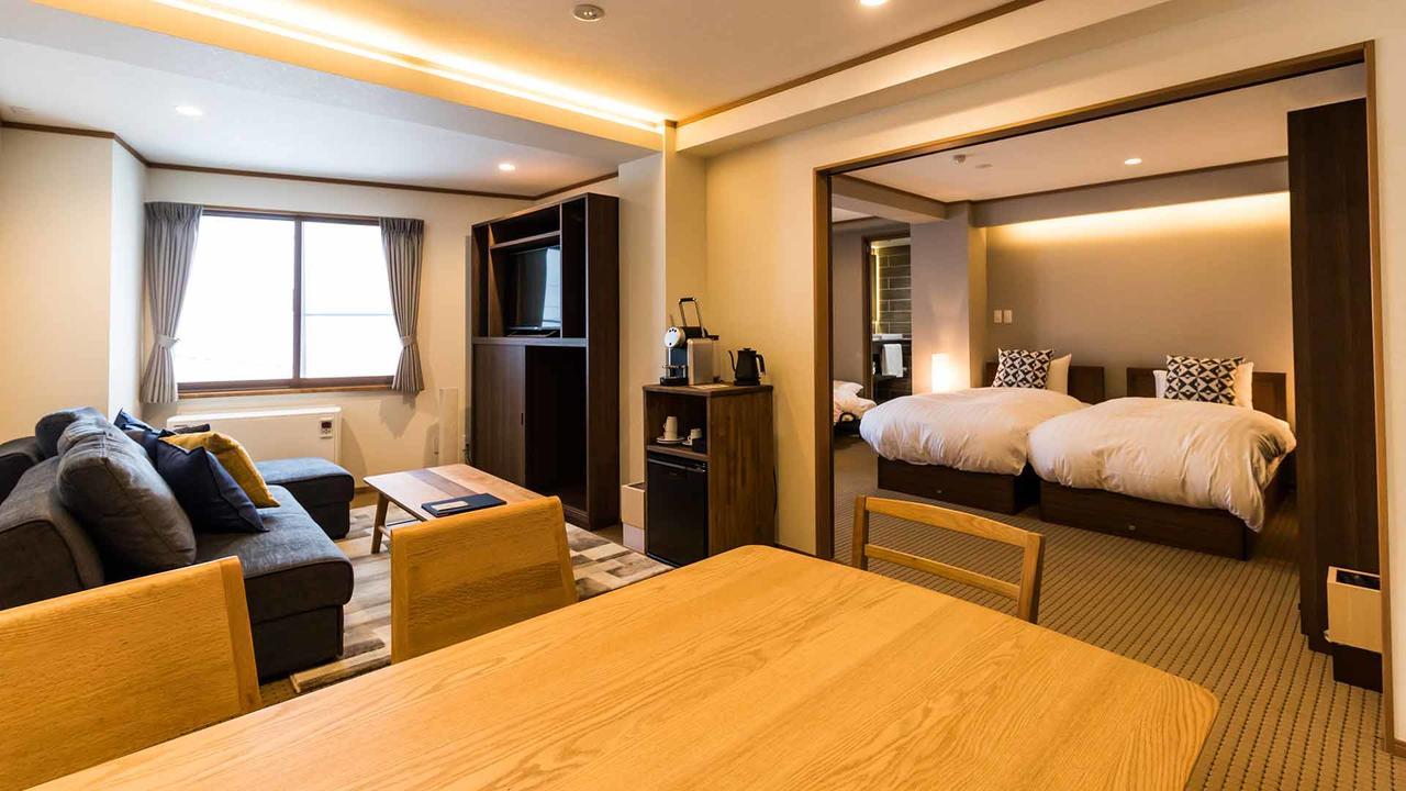 Hotel Silverhorn Миоко Екстериор снимка